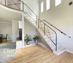 Casa no Bairro Santo Antônio em Joinville com 3 Dormitórios (1 suíte) e 260 m² - CA00587