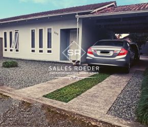 Casa no Bairro Vila Nova em Joinville com 3 Dormitórios (1 suíte) - SR220