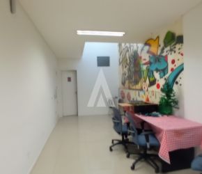 Sala/Escritório no Bairro América em Joinville com 60 m² - 04811.001