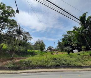 Terreno no Bairro Glória em Joinville com 11834 m² - KT106