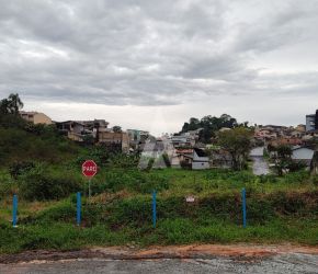 Terreno no Bairro Petrópolis em Joinville - 25314N