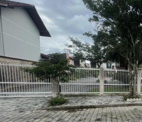 Terreno no Bairro Vila Nova em Joinville com 380 m² - ST021