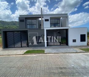Casa em Luiz Alves com 2 Dormitórios (1 suíte) e 102 m² - 499722