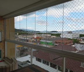 Apartamento no Bairro Ponte do Imaruim em Palhoça com 3 Dormitórios (1 suíte) e 106 m² - 428108