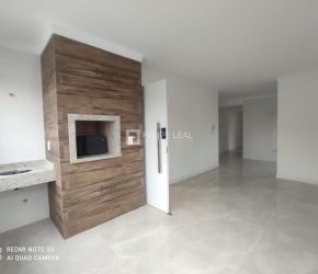 Apartamento no Bairro Praia de Fora em Palhoça com 3 Dormitórios (1 suíte) e 79 m² - 21421