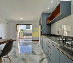 Apartamento no Bairro Santa Lídia em Penha com 2 Dormitórios (1 suíte) e 70 m² - 6004117