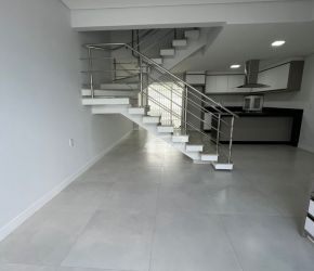 Casa no Bairro Centro em Penha com 2 Dormitórios (2 suítes) e 125.57 m² - 35715594