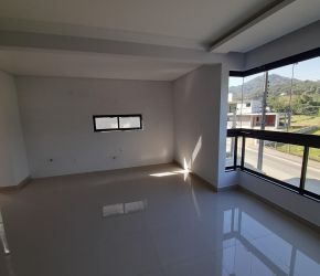 Apartamento no Bairro Centro em Pomerode com 2 Dormitórios (1 suíte) e 85 m² - 090