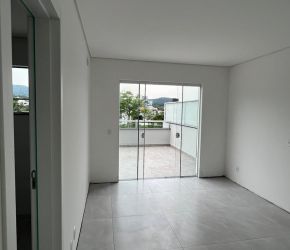 Apartamento no Bairro Centro em Pomerode com 3 Dormitórios (1 suíte) e 101 m² - 184