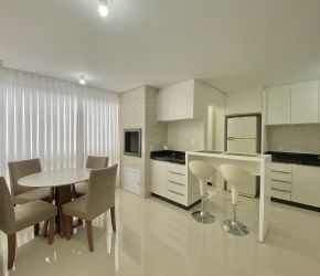 Apartamento no Bairro Centro em Pomerode com 2 Dormitórios e 67.4 m² - AP 0018