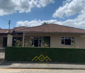 Casa no Bairro Testo Central em Pomerode com 3 Dormitórios (1 suíte) e 182.18 m² - 5730005