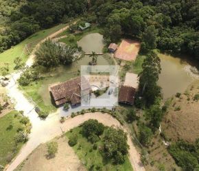 Terreno em Santo Amaro da Imperatriz com 1525 m² - 2781