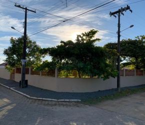 Terreno no Bairro Ubatuba em São Francisco do Sul com 1115 m² - LG8472