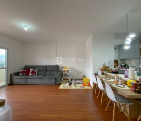 Apartamento no Bairro Areias em São José com 2 Dormitórios (1 suíte) e 89 m² - 20441