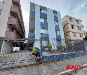 Apartamento no Bairro Areias em São José com 1 Dormitórios e 45 m² - 123455