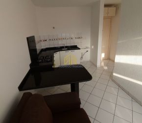Apartamento no Bairro Kobrasol I em São José com 1 Dormitórios - A1077