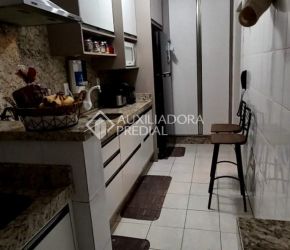 Apartamento no Bairro Praia Comprida em São José com 2 Dormitórios - 473024