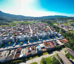 Apartamento no Bairro Sertão do Maruim em São José com 2 Dormitórios - 701737
