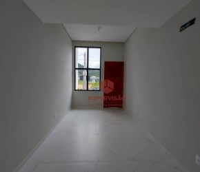 Casa no Bairro Forquilhas em São José com 3 Dormitórios (1 suíte) e 105 m² - CA0764