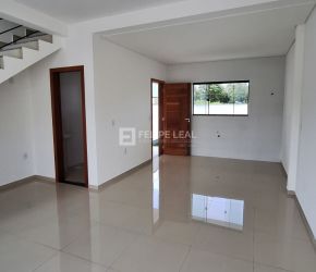 Casa no Bairro Forquilhas em São José com 2 Dormitórios (2 suítes) e 70 m² - 20636