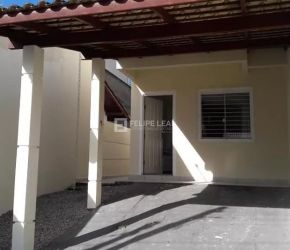 Casa no Bairro Forquilhas em São José com 2 Dormitórios (1 suíte) e 60 m² - 21352