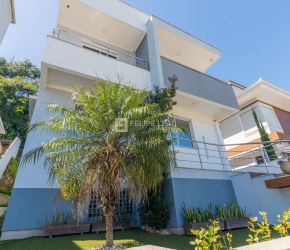 Casa no Bairro Forquilhinhas em São José com 3 Dormitórios (1 suíte) e 360 m² - 19546