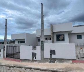 Casa no Bairro Ipiranga em São José com 2 Dormitórios (1 suíte) - 471219