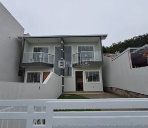 Casa no Bairro Potecas em São José com 2 Dormitórios (2 suítes) e 80 m² - 20272