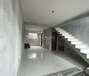 Casa no Bairro Potecas em São José com 2 Dormitórios e 78 m² - 20492