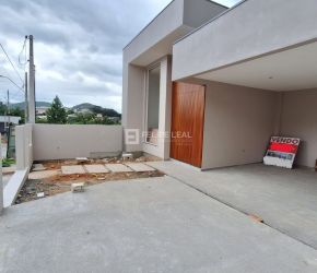Casa no Bairro Potecas em São José com 3 Dormitórios (1 suíte) e 144 m² - 20882