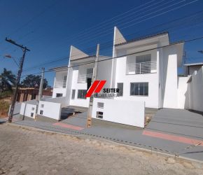 Casa no Bairro Potecas em São José com 2 Dormitórios e 75.8 m² - CA00379V
