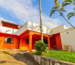 Casa no Bairro Serraria em São José com 4 Dormitórios (1 suíte) e 279 m² - 20424