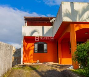 Casa no Bairro Serraria em São José com 4 Dormitórios (1 suíte) e 279 m² - 20424