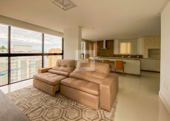 Apartamento no Bairro Centro em Balneário Camboriú com 3 Dormitórios (3 suítes) e 123 m² - 4893