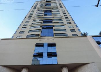 Apartamento no Bairro Centro em Balneário Camboriú com 3 Dormitórios (3 suítes) e 127.43 m² - 3475479