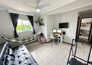 Apartamento no Bairro Vila Real em Balneário Camboriú com 2 Dormitórios (1 suíte) - 472854