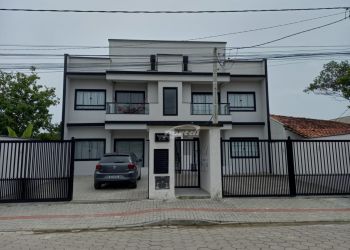 Apartamento no Bairro Itacolomi em Balneário Piçarras com 2 Dormitórios (1 suíte) e 66 m² - 35717832