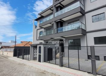 Apartamento no Bairro Tabuleiro em Barra Velha com 2 Dormitórios (1 suíte) e 76 m² - 35716865