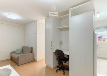 Apartamento no Bairro Centro em Blumenau com 1 Dormitórios (1 suíte) e 27 m² - 8771