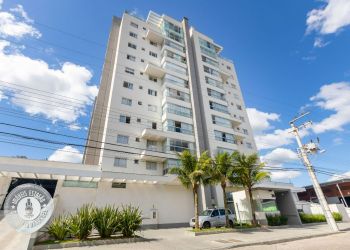 Apartamento no Bairro Fortaleza em Blumenau com 3 Dormitórios (1 suíte) - 1410