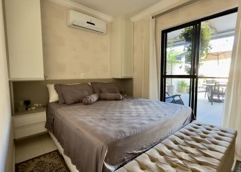 Apartamento no Bairro Garcia em Blumenau com 2 Dormitórios (1 suíte) e 189.61 m² - 5860022
