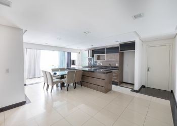 Apartamento no Bairro Itoupava Seca em Blumenau com 3 Dormitórios (1 suíte) e 104 m² - 3474659