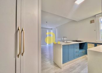 Apartamento no Bairro Velha em Blumenau com 2 Dormitórios (1 suíte) e 56.5 m² - 6003709