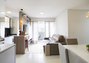 Apartamento no Bairro Velha em Blumenau com 2 Dormitórios (1 suíte) e 85.41 m² - 3477545