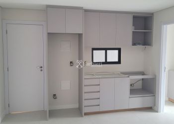 Apartamento no Bairro Velha em Blumenau com 2 Dormitórios (2 suítes) e 81 m² - 3825080