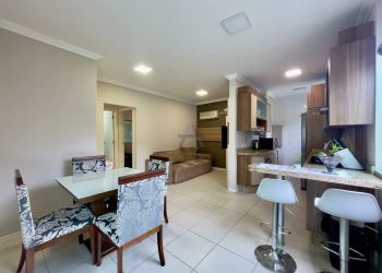 Apartamento no Bairro Velha em Blumenau com 3 Dormitórios (1 suíte) e 77 m² - 122