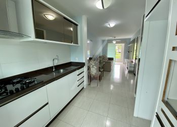 Apartamento no Bairro Velha em Blumenau com 3 Dormitórios (1 suíte) e 83.57 m² - 6358