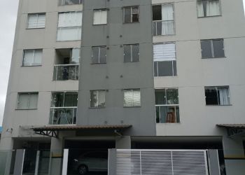 Apartamento no Bairro Velha Central em Blumenau com 2 Dormitórios (2 suítes) - 3319122