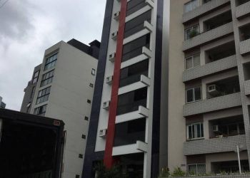 Apartamento no Bairro Victor Konder em Blumenau com 4 Dormitórios (1 suíte) e 235 m² - AP1028