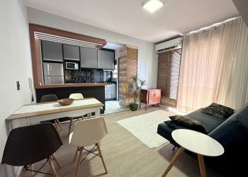 Apartamento no Bairro Victor Konder em Blumenau com 1 Dormitórios e 42 m² - 3070777